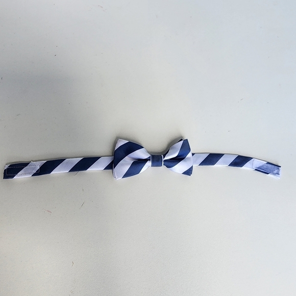 Blue White Striped Toddler Boys Bow Tie 4" Wide" - Picture 7 of 7
